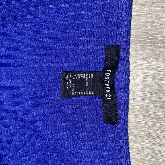 Forever 21 Royal Blue Long Sleeve fitted Crop Top - Picture 2 of 2